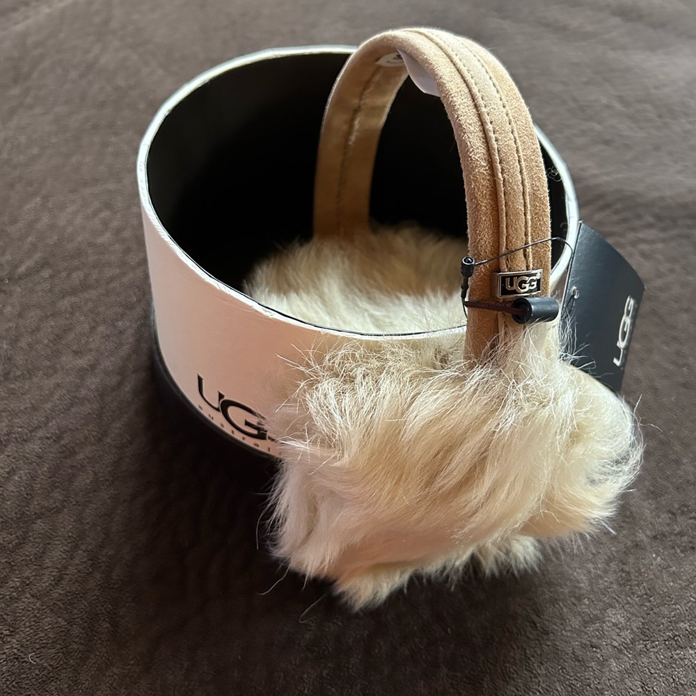 UGG Tan Fur Earmuffs, women’s O/S, NWT, Brand new w/ original container